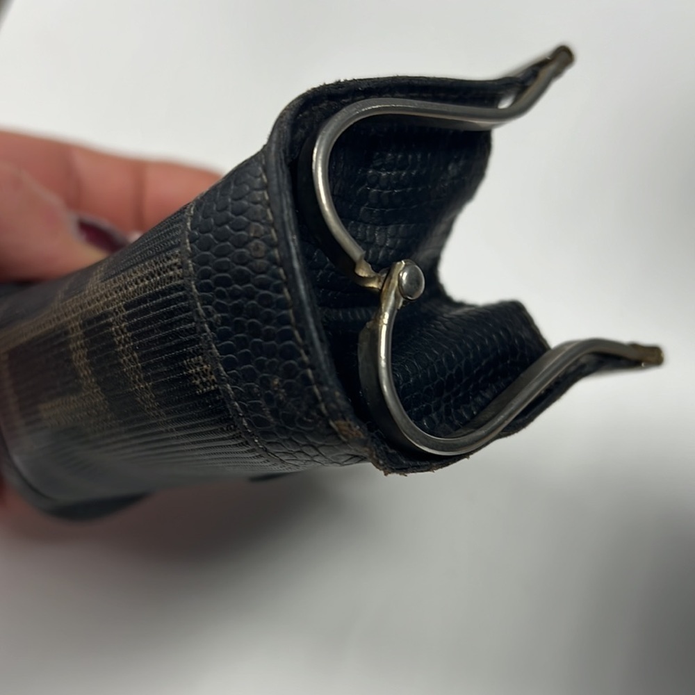 Fendi for Neiman Marcus Vintage Kisslock Wallet Change Purse - Picture 12 of 15